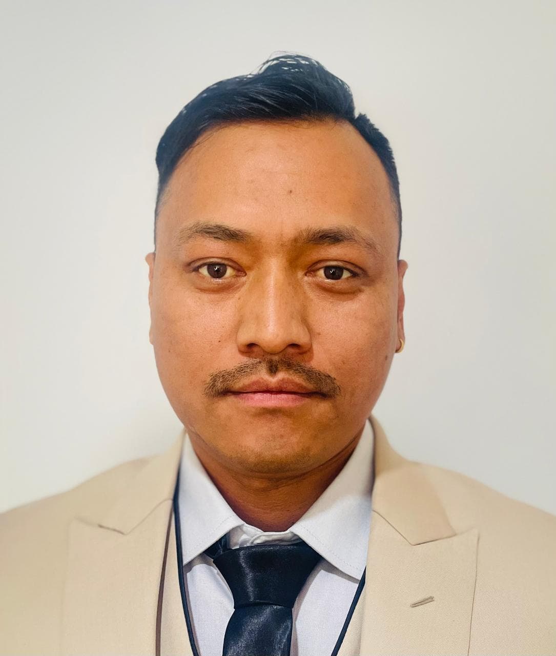 Roshan Lama